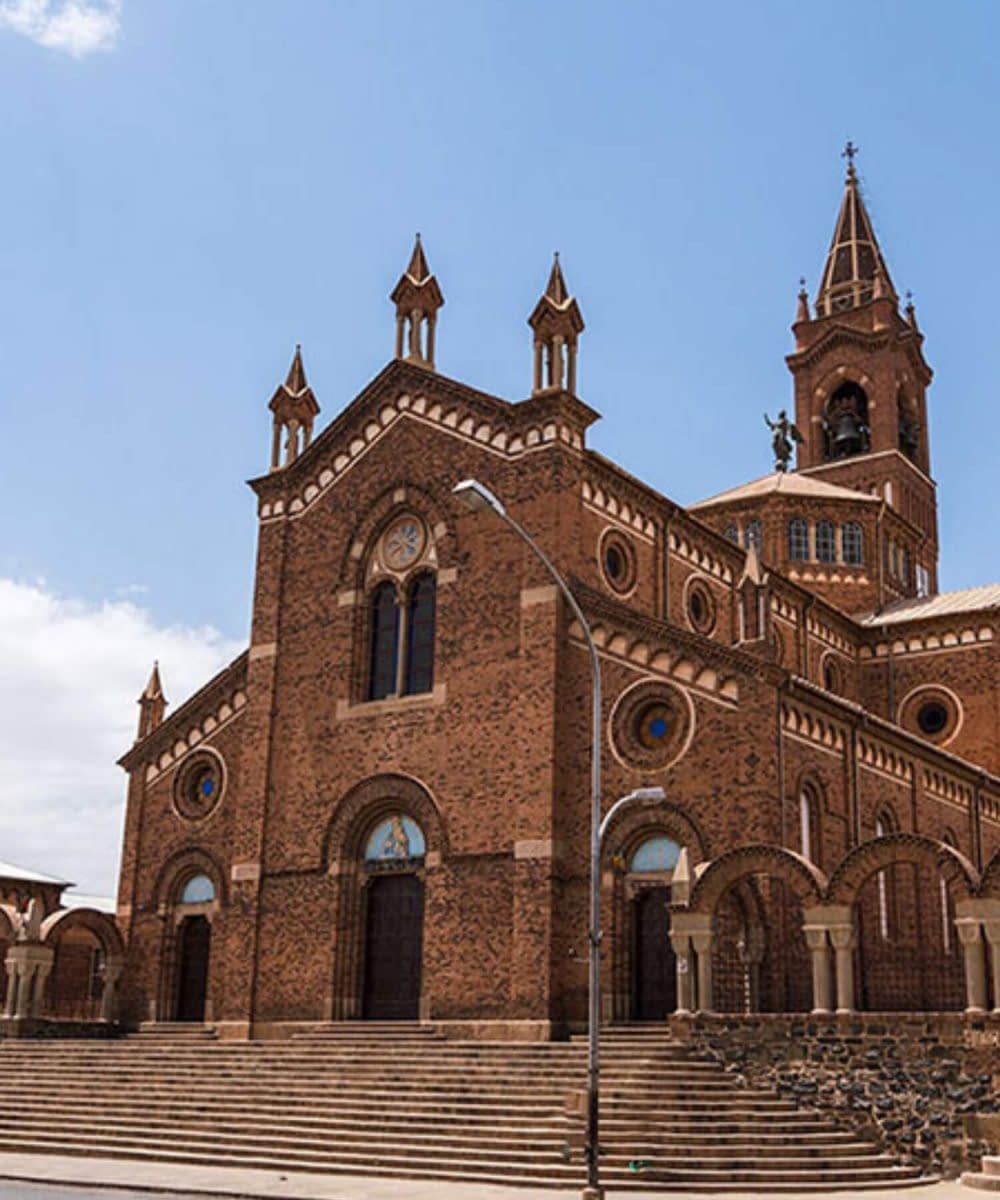 Eritrea Travel Agency, Sankt Josef-katedralen i Asmara